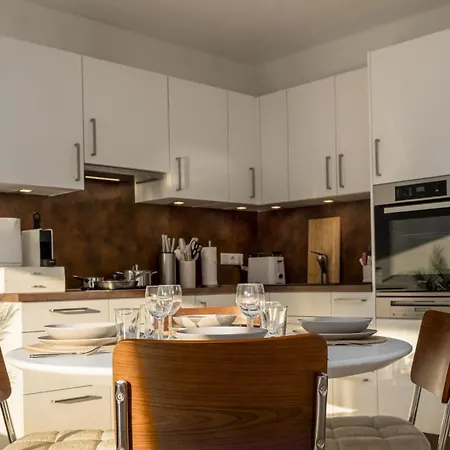 Vivamosel Mit Mosel & Burgblick 2 - Balkon - Parken - Aufzug - Fahrradraum Апартаменты