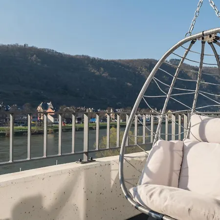 Appartement Vivamosel Mit Mosel & Burgblick 2 - Balkon - Parken - Aufzug - Fahrradraum *