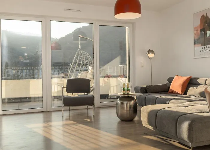 Vivamosel Mit Mosel & Burgblick 2 - Balkon - Parken - Aufzug - Fahrradraum * Cochem