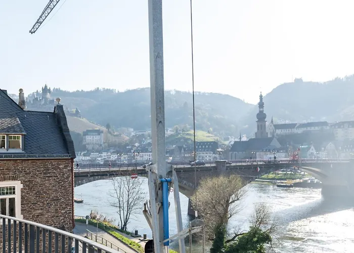 Vivamosel Mit Mosel & Burgblick 2 - Balkon - Parken - Aufzug - Fahrradraum *